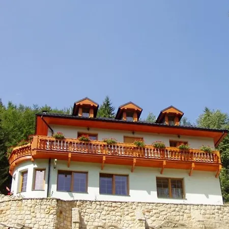 Bawaria Wellness Retreat 게스트하우스 4*