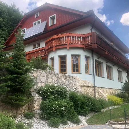Bawaria Wellness Retreat בית הארחה 4*