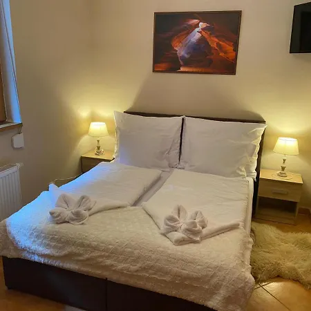 Bawaria Wellness Retreat Guest house Horni Lomna