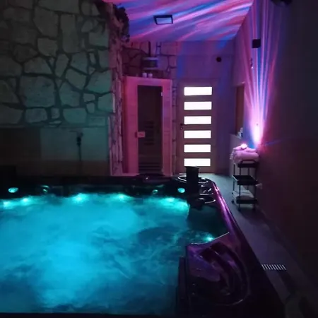 Bawaria Wellness Retreat 4* Horní Lomná