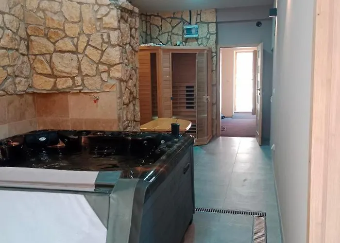 Bawaria Wellness Retreat 4* Horní Lomná